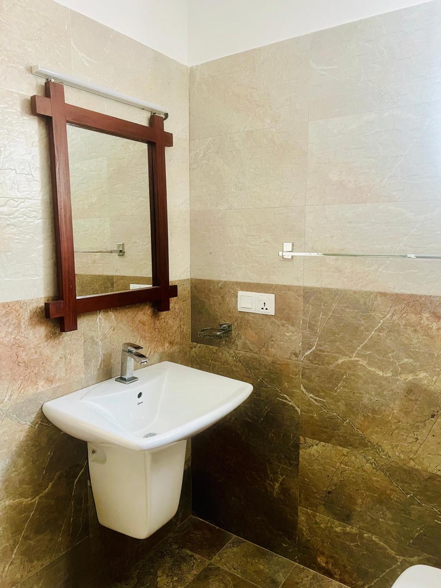 Vogel Nest Bed & Breakfast Midigama East Ngoại thất bức ảnh