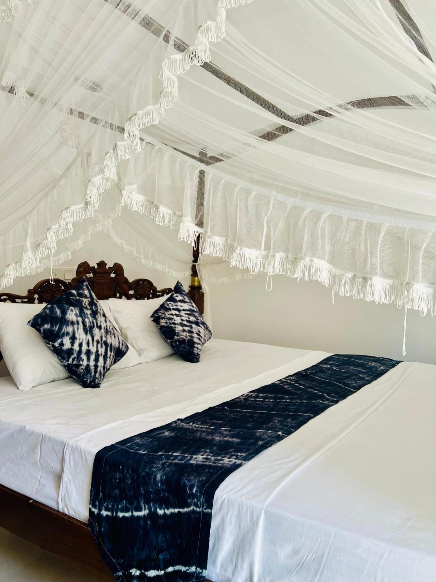 Vogel Nest Bed & Breakfast Midigama East Ngoại thất bức ảnh